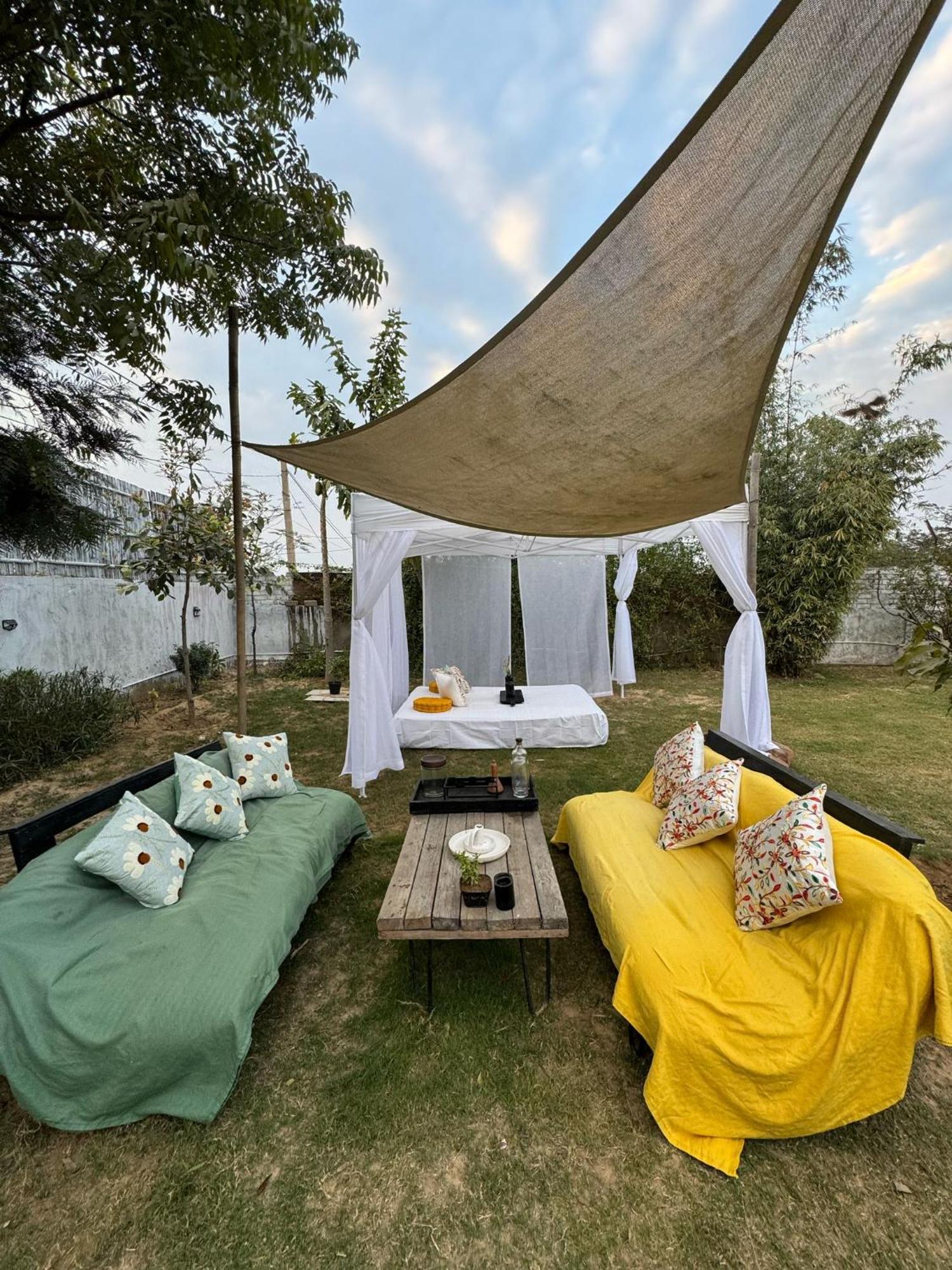 The Nirvana Nest Gurgaon Luaran gambar