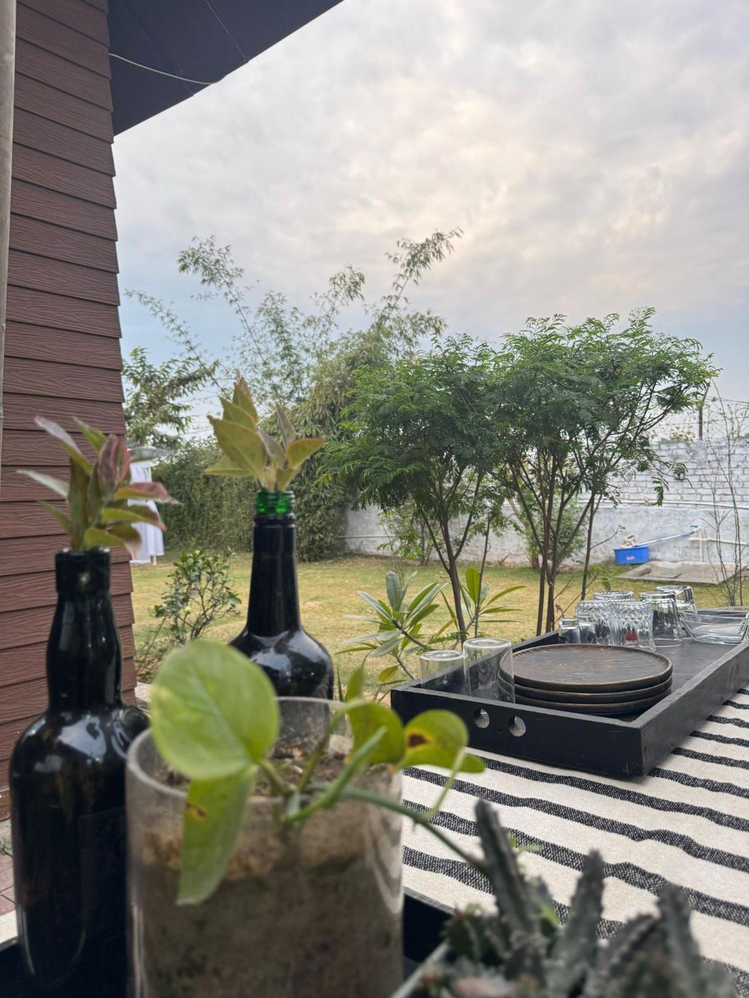 The Nirvana Nest Gurgaon Luaran gambar