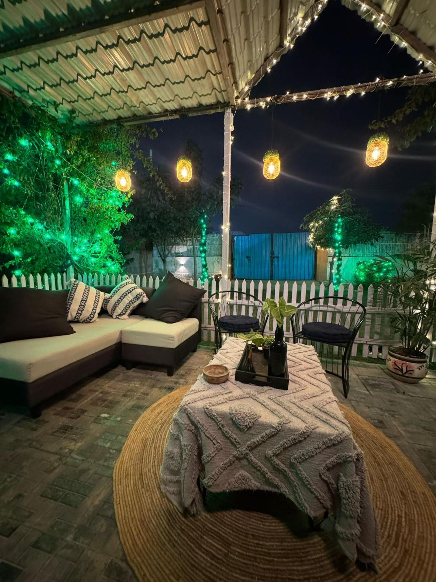 The Nirvana Nest Gurgaon Luaran gambar